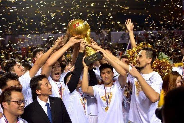 麦丹25分三巨头合计52分 森林狼力克太阳2-0